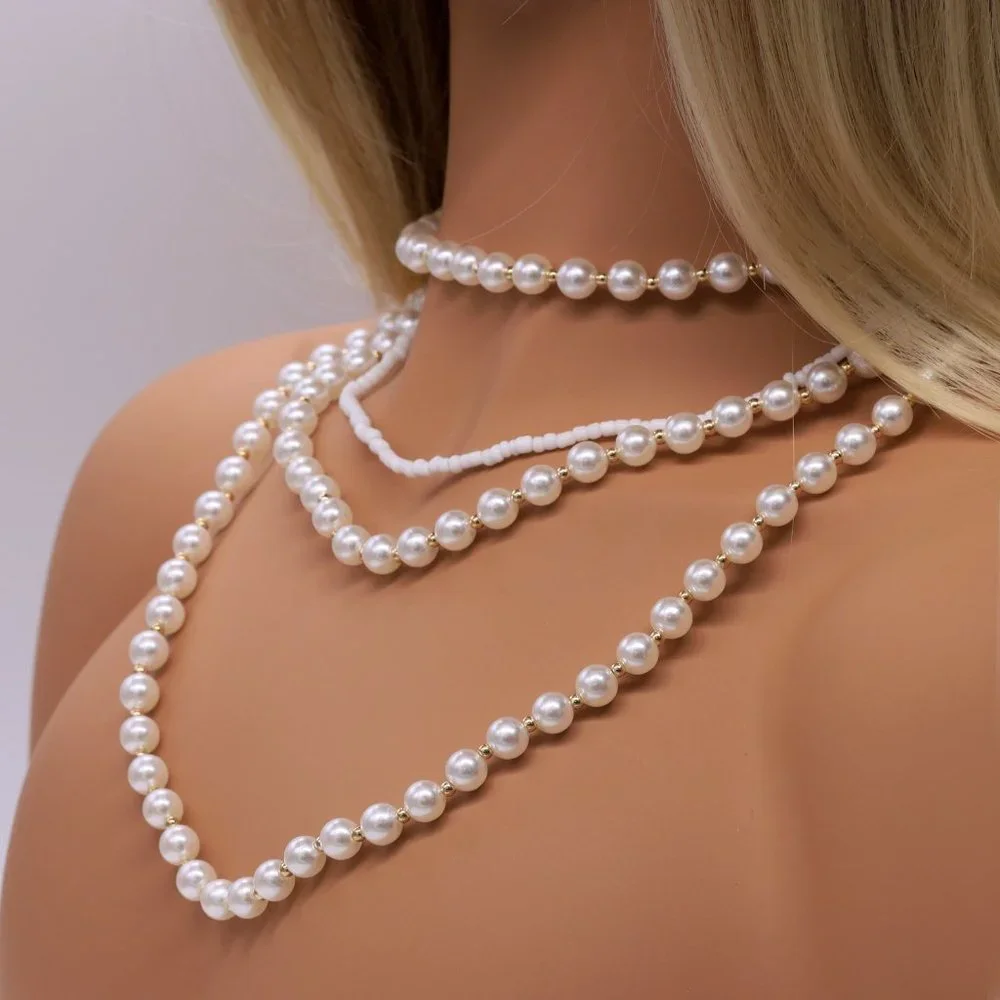 Pearl necklace with a strand of seed beads, 4 strands in total. - Picture 2 of 2